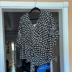 Max Studio Black and White Wrap Blouse Excellent condition!